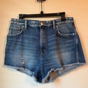 Lee Women's denim short size Medium high rise navy blue with minimal embroidery